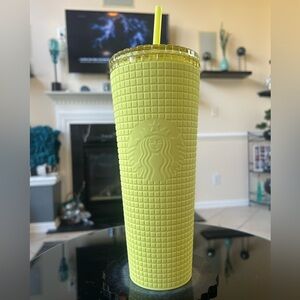 NWT STARBUCKS 24 oz. Venti Tumbler Cup
